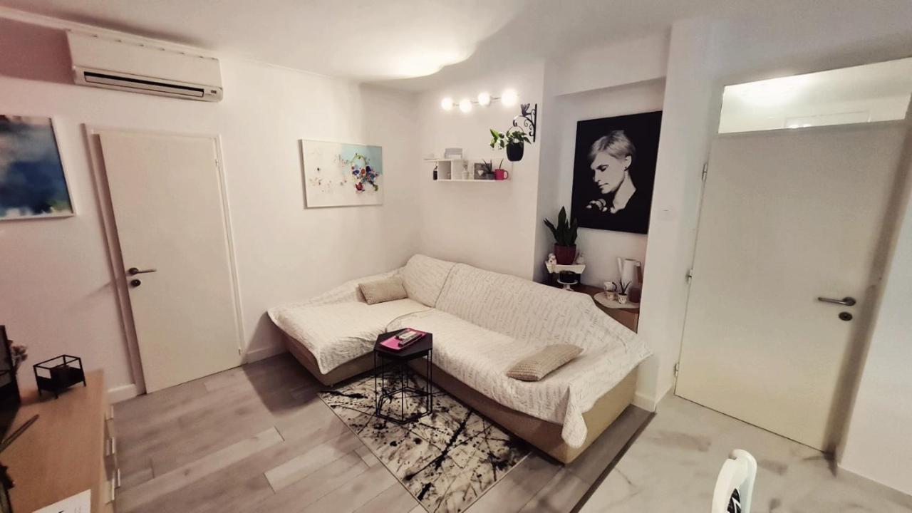 Apartment Brdo Pula Eksteriør billede